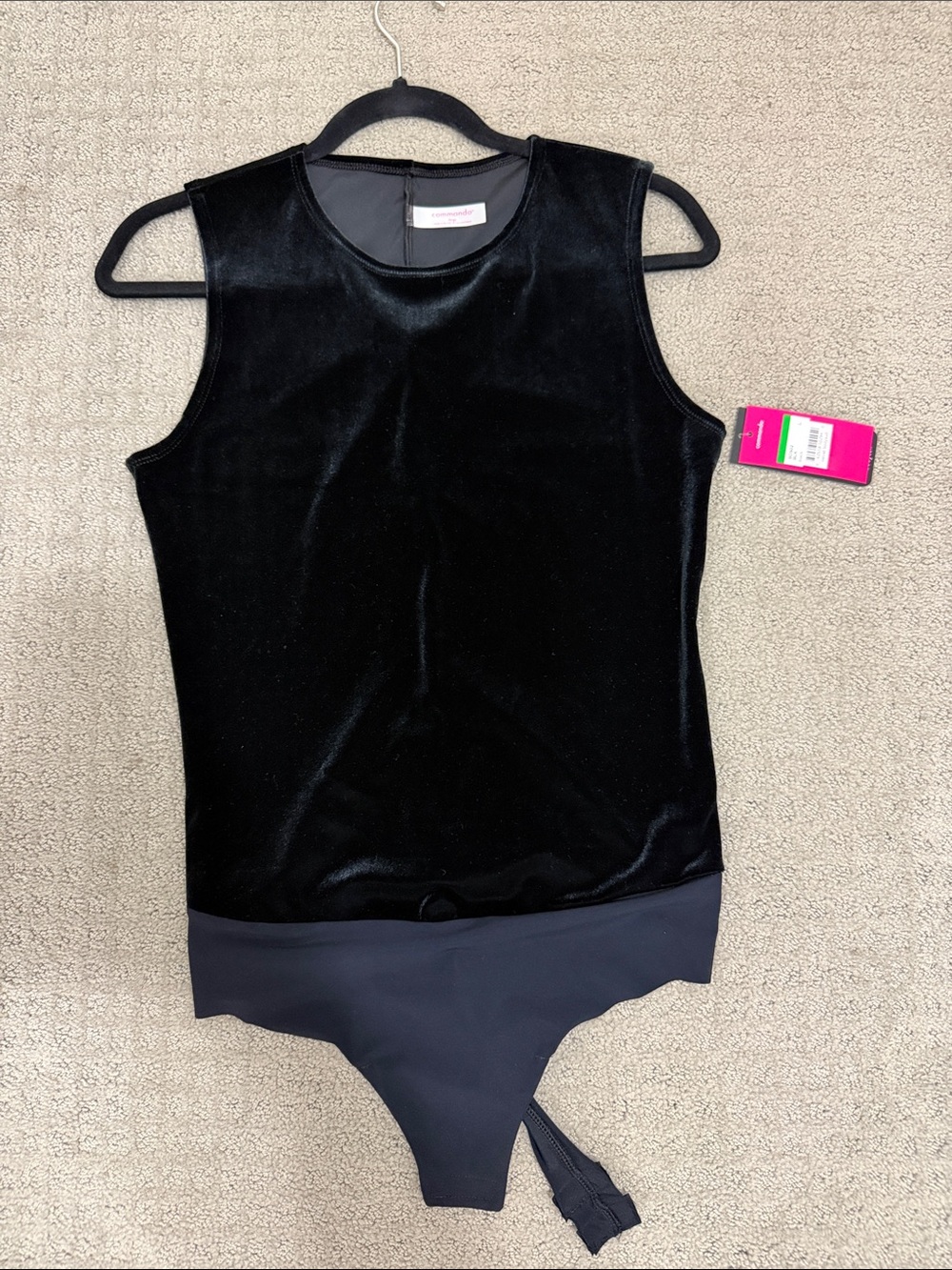 Commando NWT Size L Black Velvet Sleeveless womens Bodysuit